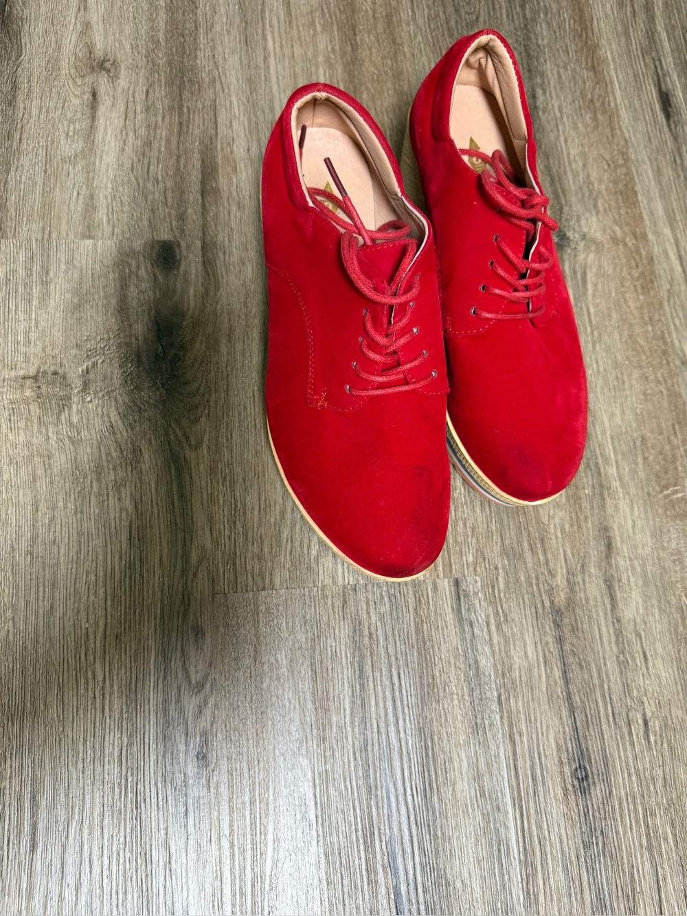 Red Lace-Up Women's Casual Oxfords